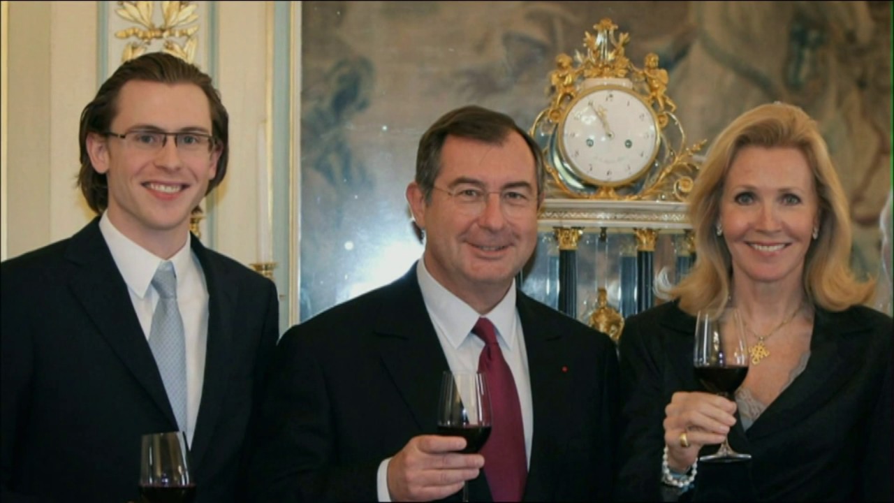 La guerre des télécoms - Free Bouygues Télécom SFR et Numéricable